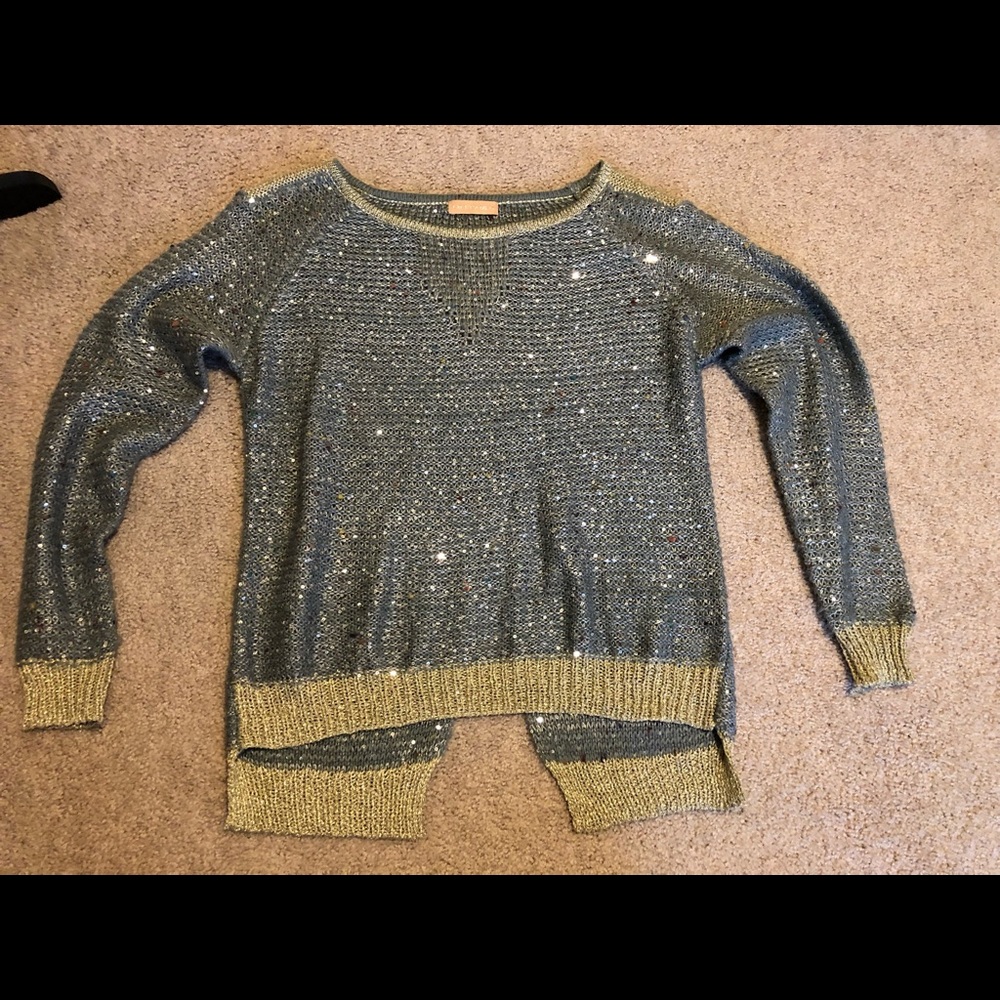 Women’s sweater